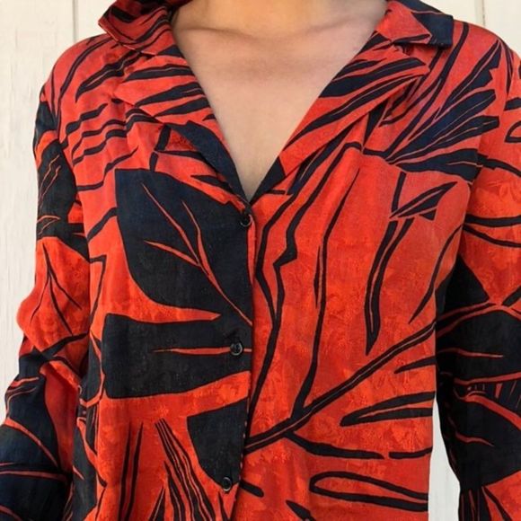 💝(3/$25) Zara Tropical Print Button Up Blouse Red Black Long Sleeve - Picture 3 of 8